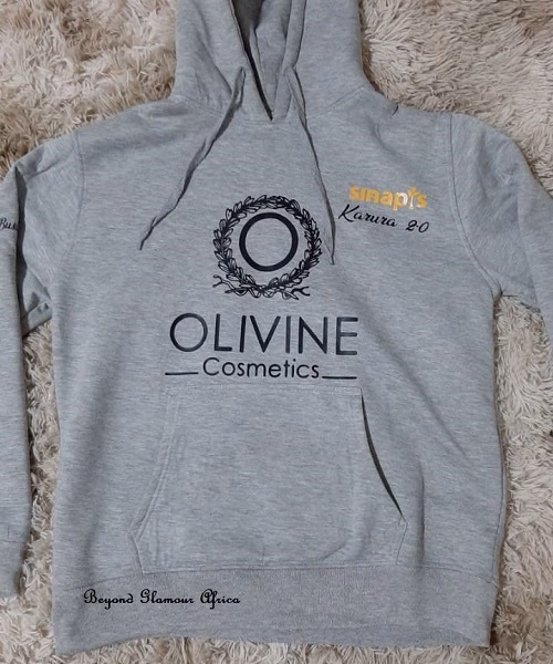 A grey printed hooded fleece very fashionable to have