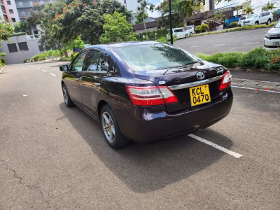 Toyota Premio