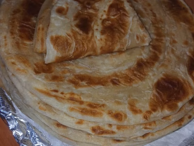 White chapatis