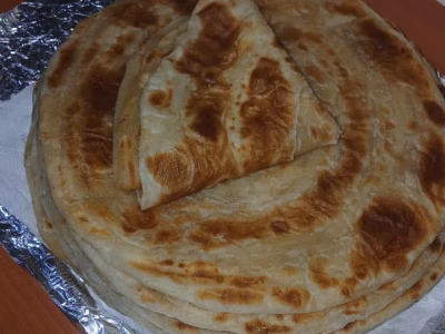 White chapatis