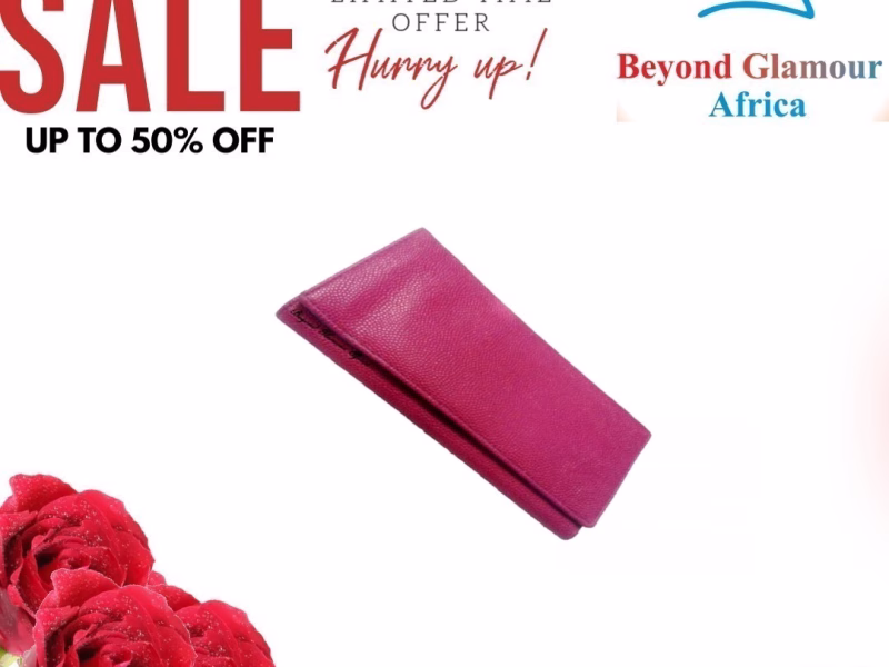 Women's pink leather purse