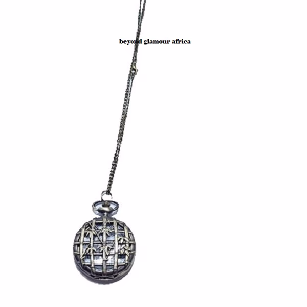 A prison vintage pocket watch locket