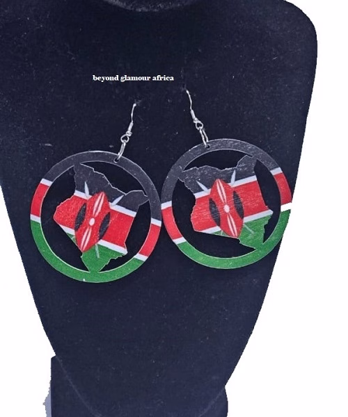 A Kenyan earrings and matching scarf combo
