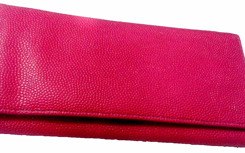 Women's pink leather purse