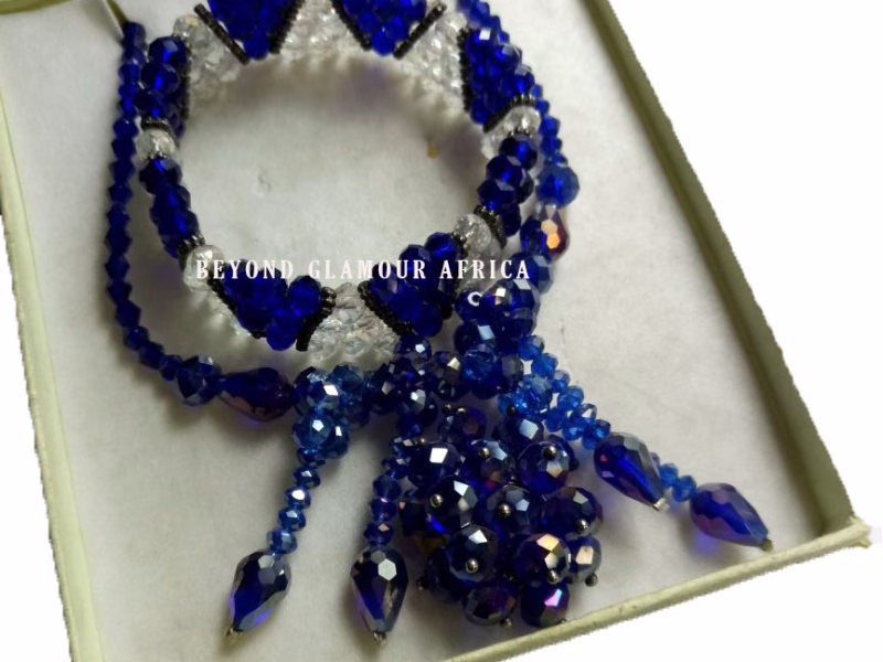 Women's blue jewelry set very fashionable to have