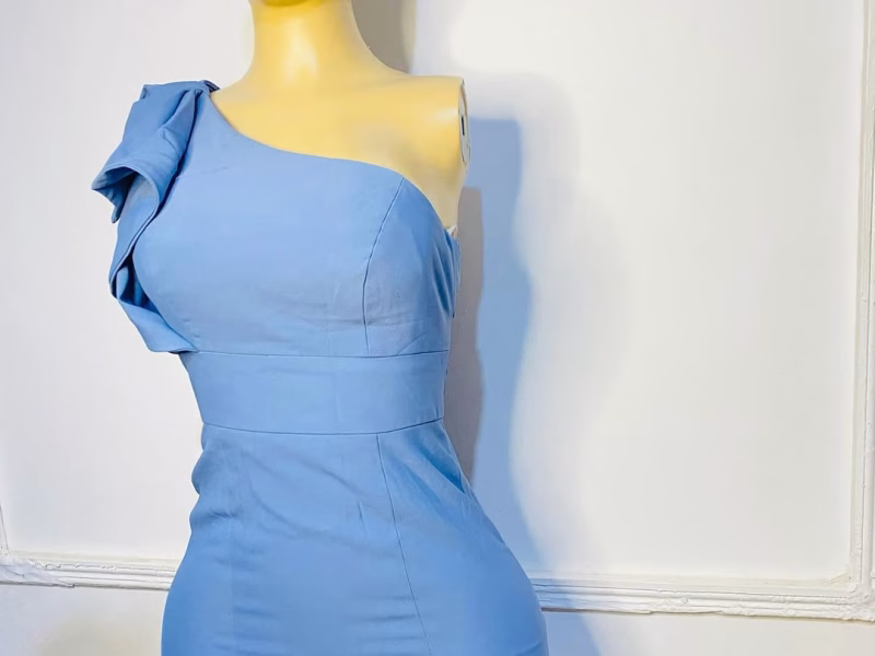 Classy dress Sizes 6-8