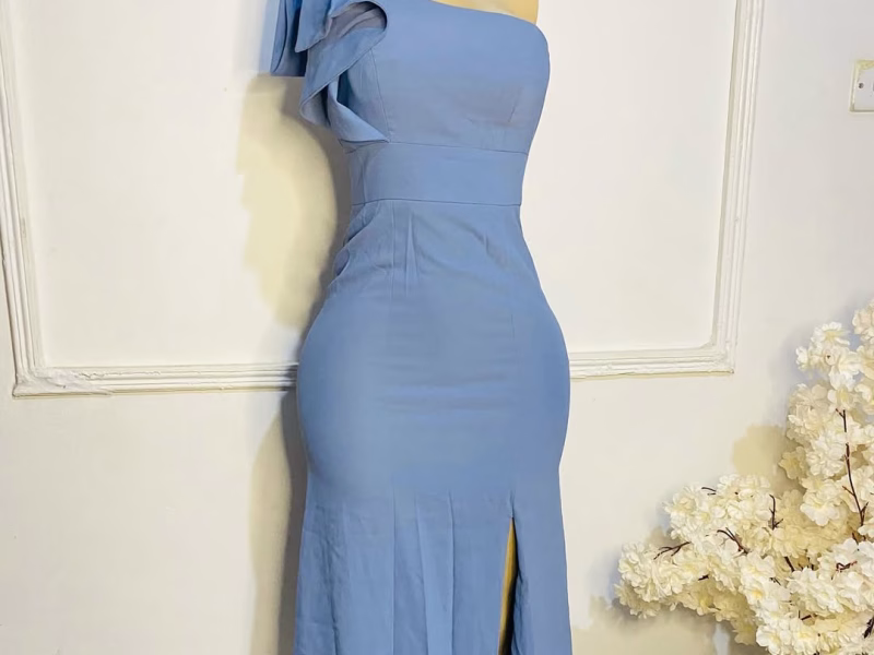 Classy dress Sizes 6-8