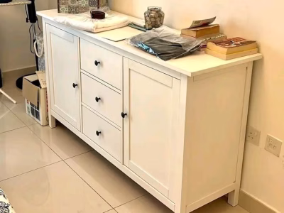 White Cabinet