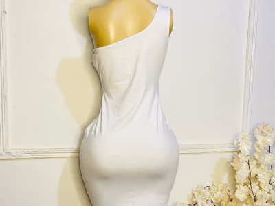 One hand dresses, Sizes 12-14