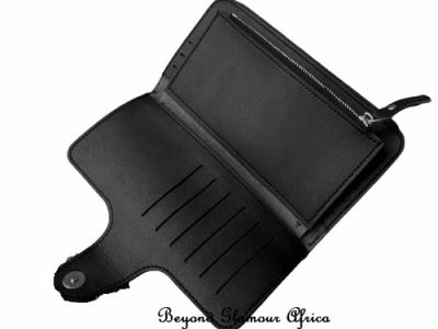 Women's black leather wallet very fashionable to have