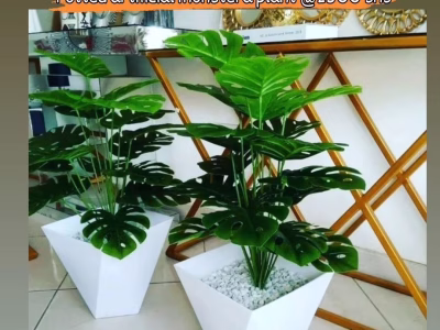 Potted artificial plants