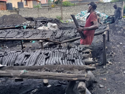 Makaa Safi Charcoal Briquettes