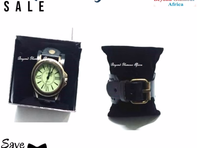 Men's green vintage watch very fashionable