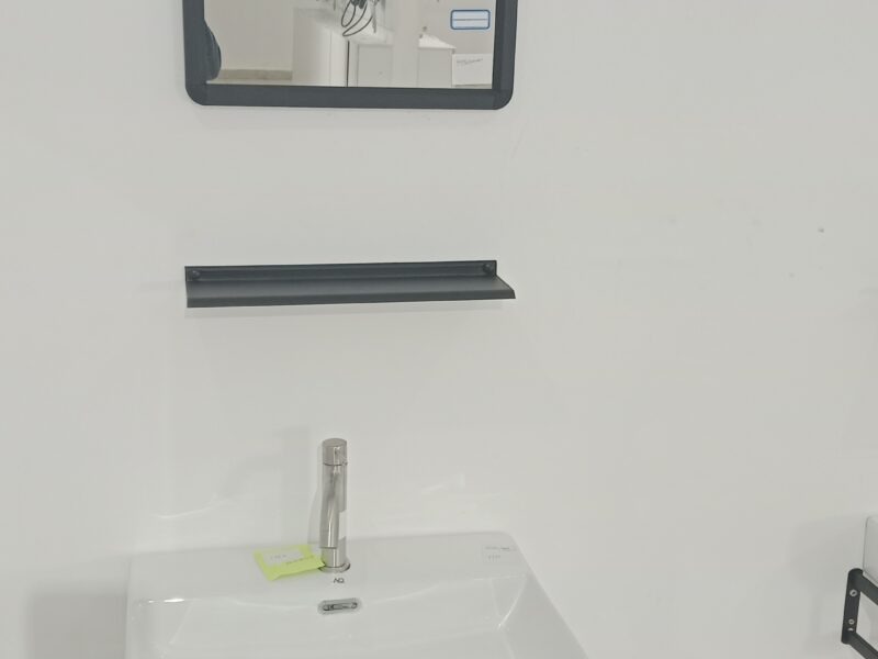 Smart toilet/sanitary Wares