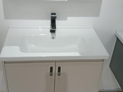 Smart toilet/sanitary Wares