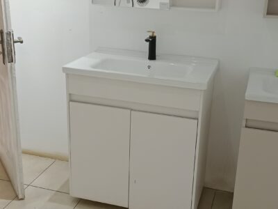 Smart toilet/sanitary Wares