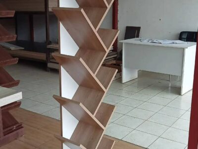 Niyomi Cuts and Whiteboards