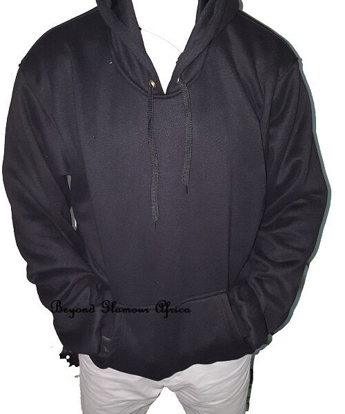 A black fleece hood very warm to have