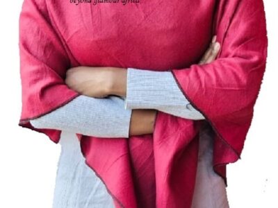 Ladies maroon poncho very warm to have