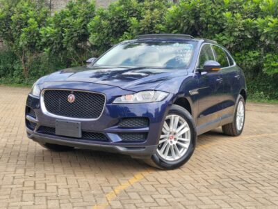 Jaguar F Pace