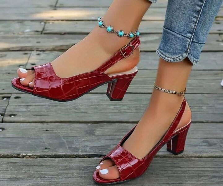 Ladies Tip Toe Heels