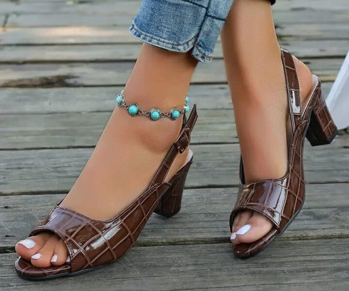 Ladies Tip Toe Heels