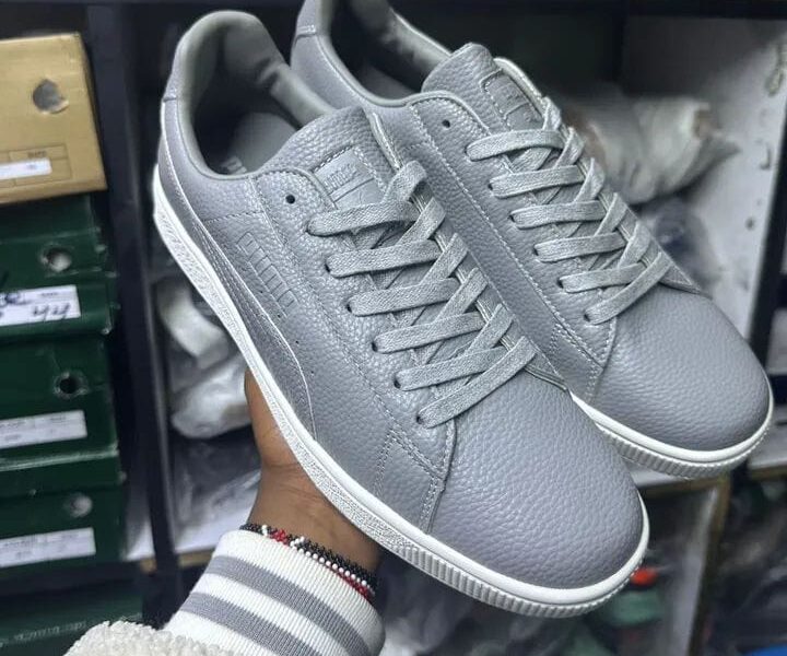 Casuals Suede